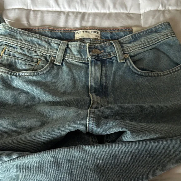 We The Free Light Blue Straight Jeans - Picture 4 of 7
